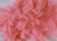 Il rosa ha colorato la fibra di graffetta di poliestere di 100% PSF 2.5D*65MM con la buona filatura
